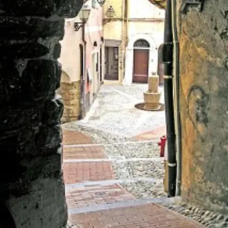 Pigna Tommy House