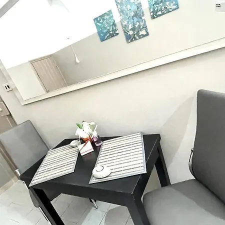 Pigna Tommy House *